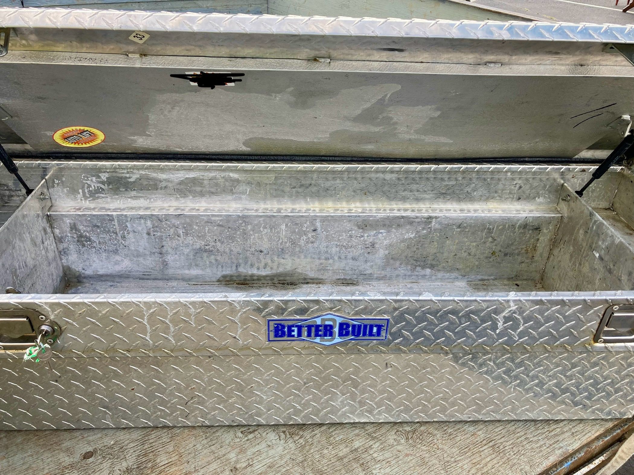 ALUMINUM SILver Better Built Medium Size 60” & 2 Key Locking Toolbox Works Good