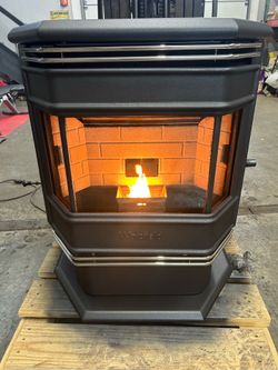 Whitfield Optima 30 wood pellet stove