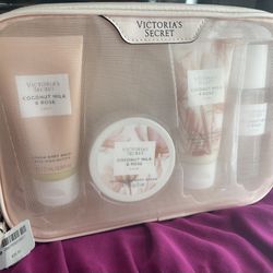 Victoria Secrects Set Gift Body wash  Body scrub  Body lotion  Fragrance mist  Value $77.95 