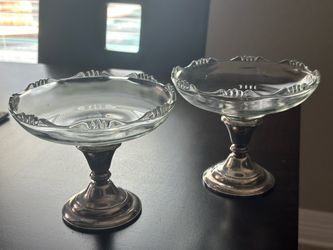Revere Silversmiths Sterling Silver pedestal Glass Scalloped Candy Dish