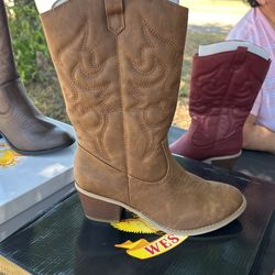 Woman Boots