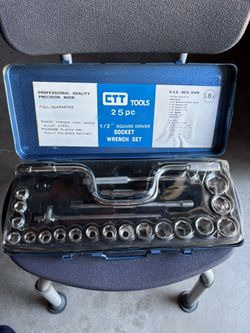 Collectible CTT 25 PC 1/2” SQUARE DRIVER SOCKET WRENCH SET