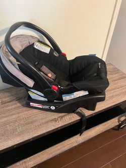 Graco car seat