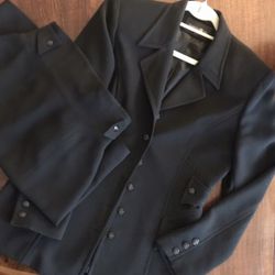 Women’s Black 2 Piece Suit - Size 4