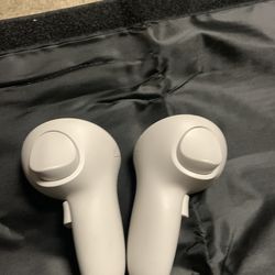 Controllers for Oculus3     left and right
