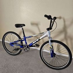 24" GT Power Series Cruiser Bike