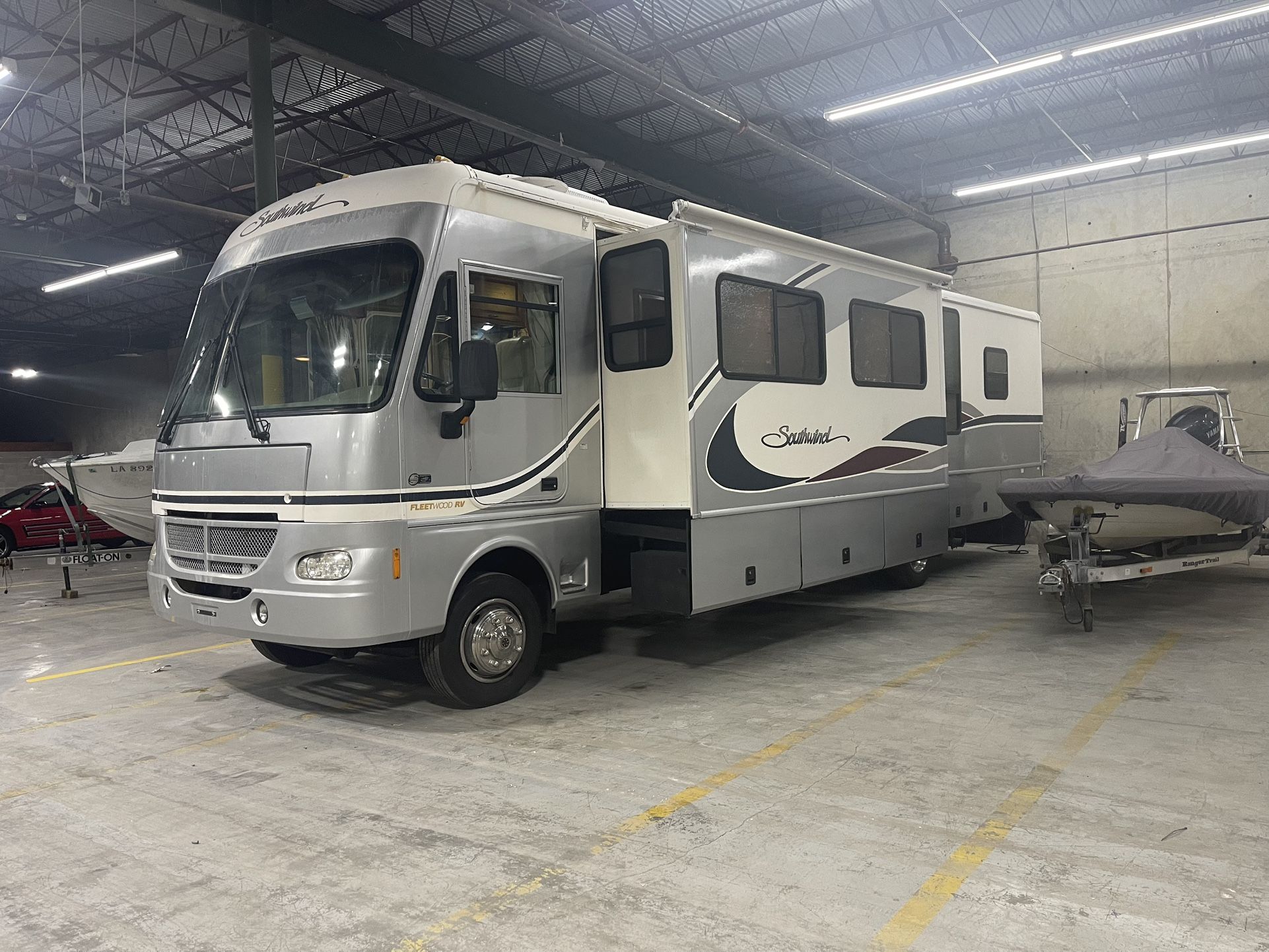 20004 Fleetwood Southwind