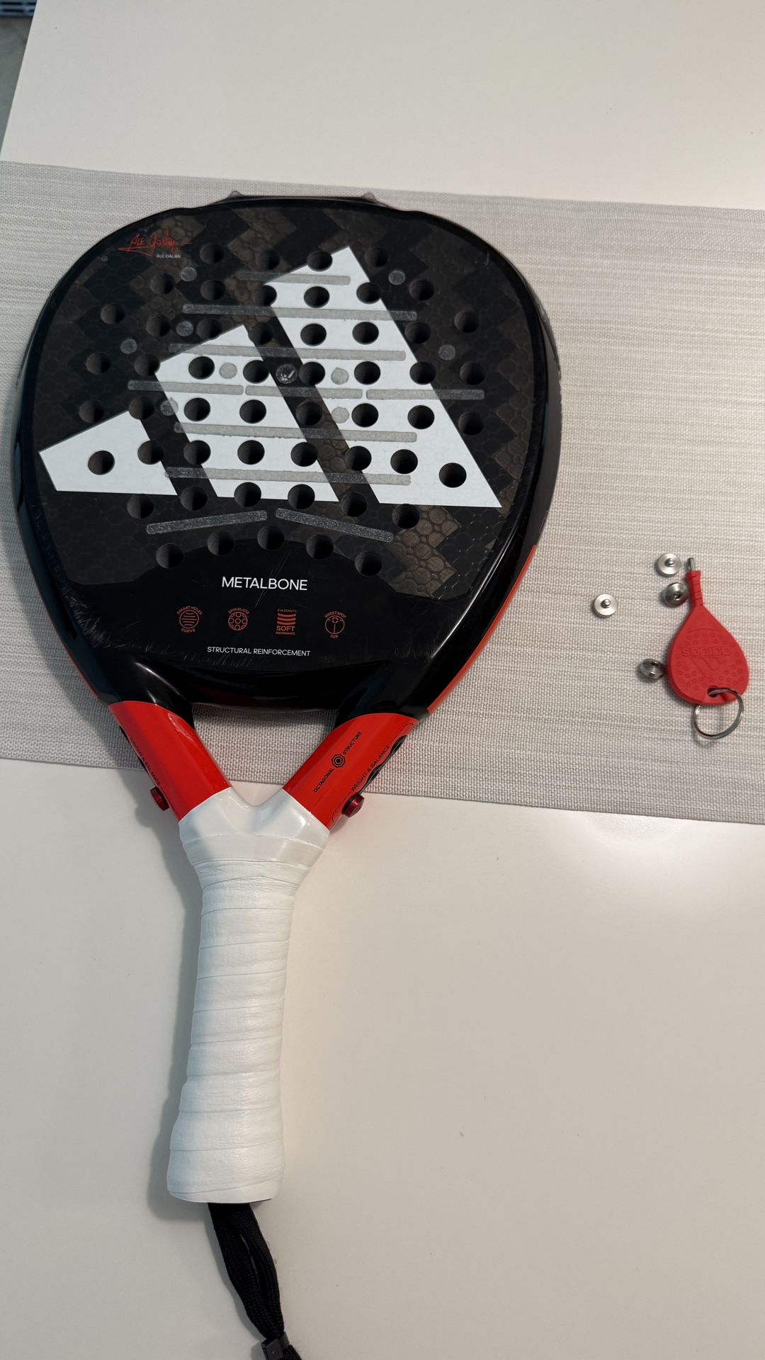 Adidas Metal Bone Padel 3.2 2023