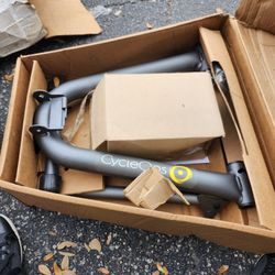 CycleOps Folding Indoor Fluid Resistance Cycling Bike Bicycle Trainer 