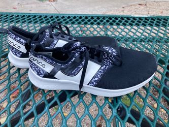 New Balance Running Shoe US Size 9 EU Size 40.5