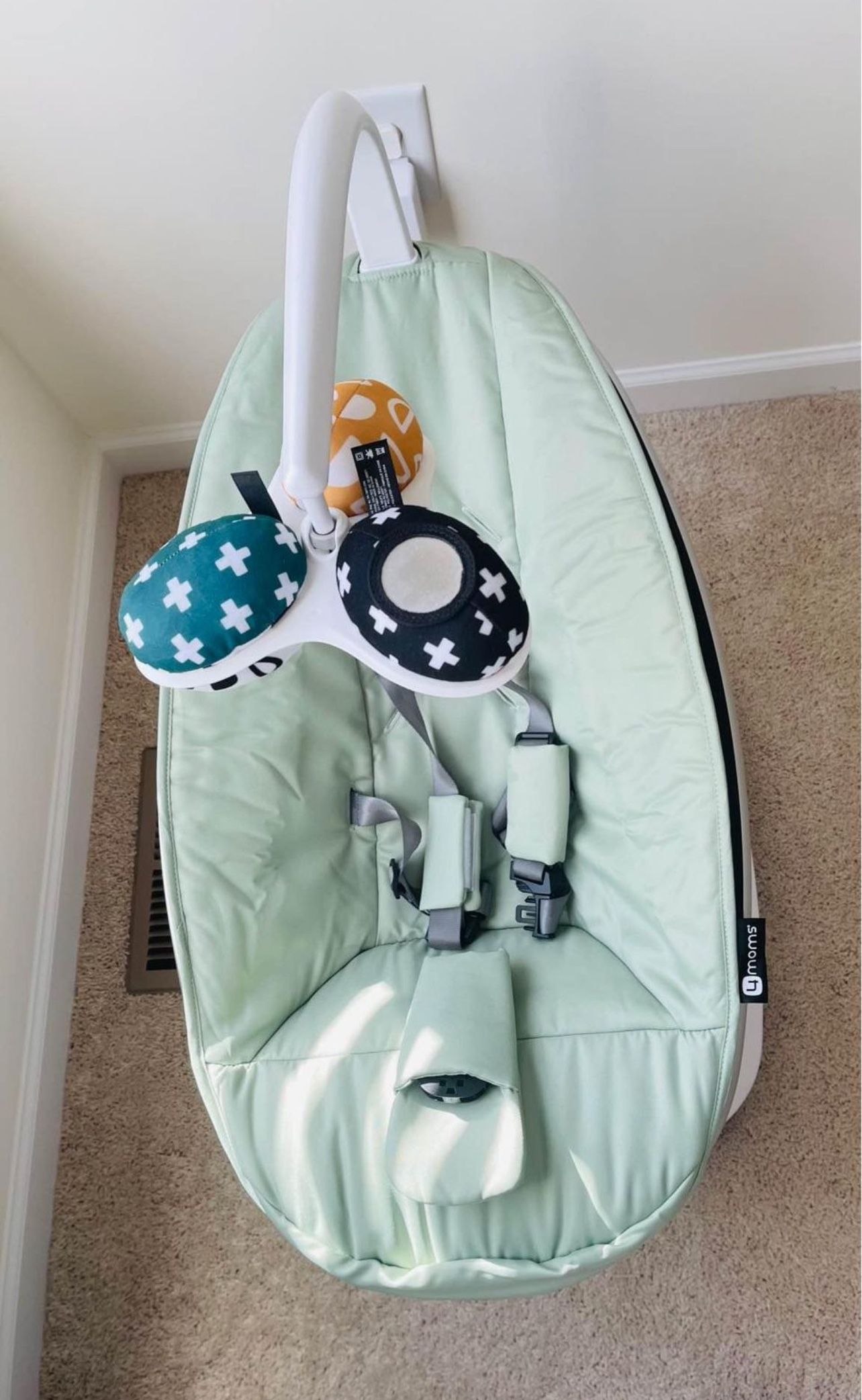 4moms mamaroo mutli motion baby swing