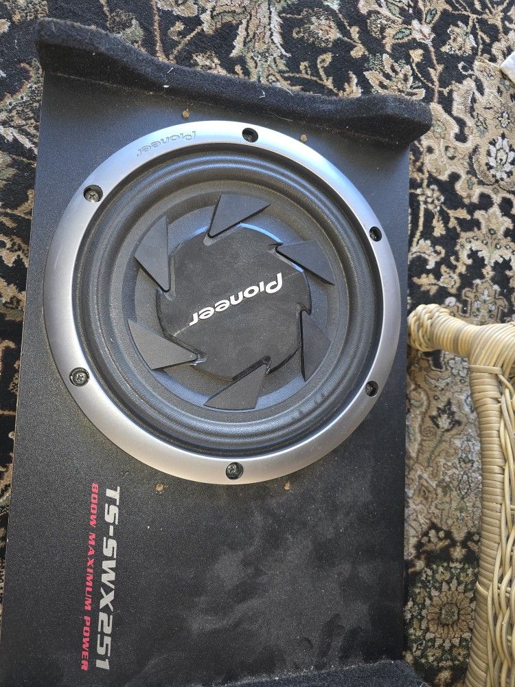 Pioneer Subwoofer 