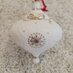Hallmark Keepsake Ornament 