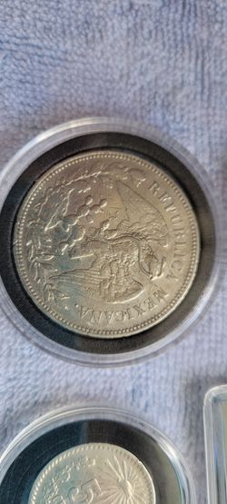 1908 Mexico Silver Un Peso A.M. “Libertad” Cap & Rays – .903 Fine – Mexico Mint