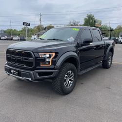 FORD F-150 SUPER CREW CAB RAPTOR 4X4
