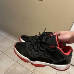 Jordan 11 retro low bred