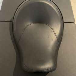 Harley Street Bob Seat