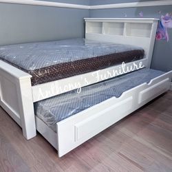 White Full Bed With Trundle And Mattresses 