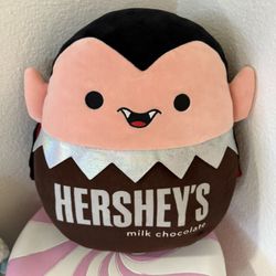 DRACULA SQUISHMALLOW