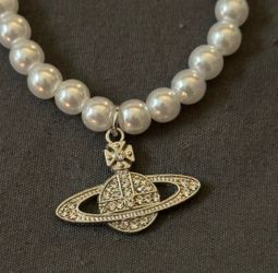 vw saturn pearl necklace