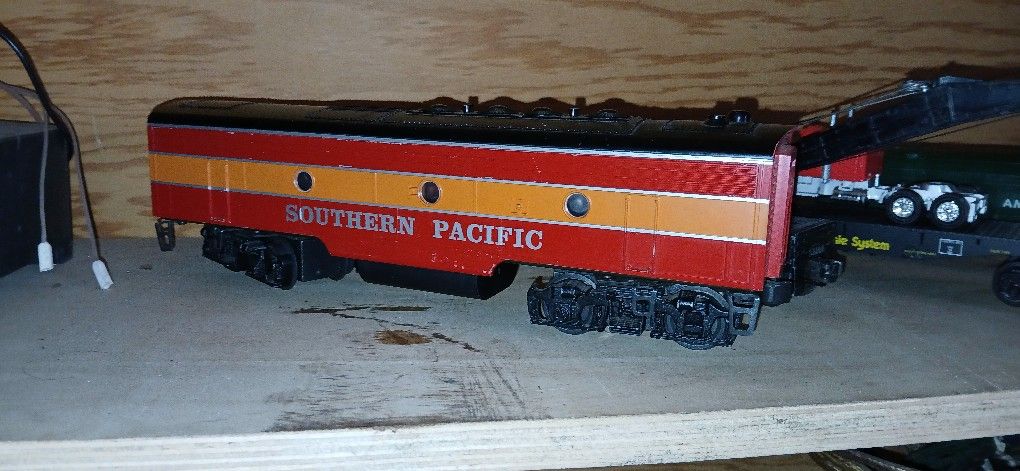 Selling Lionel/American Flyer Train Colection