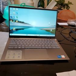 Dell inspiron 14" Windows 11