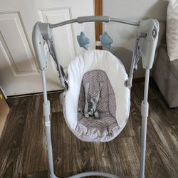 Graco Baby Swing 