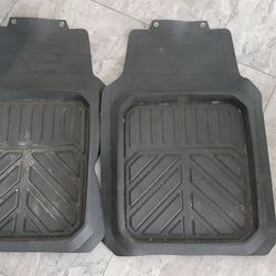WINTER SNOW MATTS PROTECT YOUR FLOORS FROM THE WATER AND SALT THE REAR MATTS ARE STILL NEW FREE DELIVERY LOCALLY 