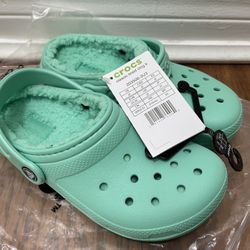 Crocs With Fur