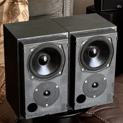 Mission 760i British Bookshelf Speakers