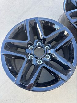 2022 Chevy trail boss RIMS