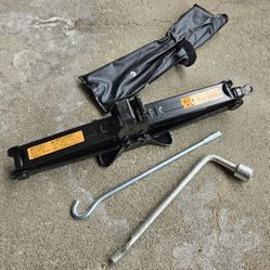 NEW SCISSOR CAR JACK FROM 2017 NISSAN ROGUE
