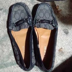 Coach flats
