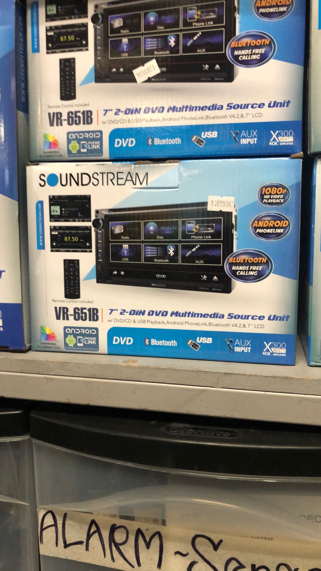 Soundstream Double Din Bluetooth Stereo 