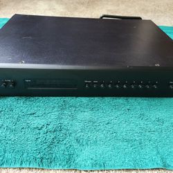 Adcom GFT-555 II Audiophile Professional Stereo AM/FM Radio - Good condition