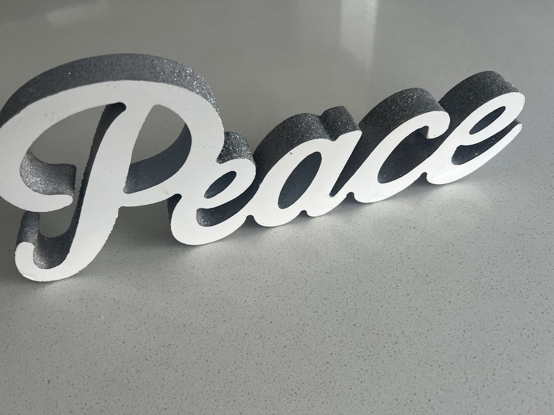 Holiday/Christmas Decor - Peace Sign