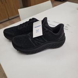 New Balance Slip Resistant Fresh Foam 9.5