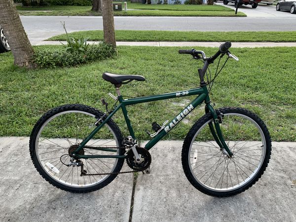 raleigh m30 mountain bike review