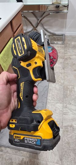 DEWALT CUT OFF TOOL