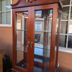 Glass Doors and Shelf Cabinet 