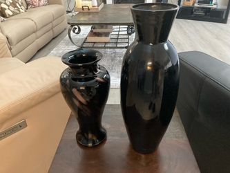 Vases 2 Beautiful Vases No Nicks