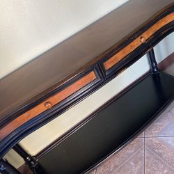 Entrance Table