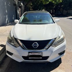2016 Nissan Altima SR