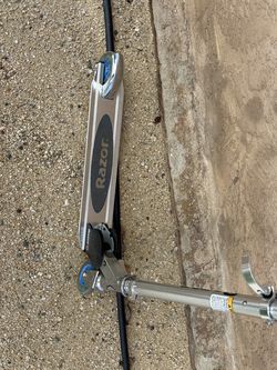 razor scooter