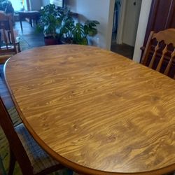 Dinning Room Table And Five Chairs