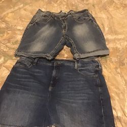 2 Pair Womens Jean Shorts Sz 18, Cato And Old Navy Brands, Great Shape 