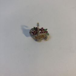Vintage 10K gold Flower Basket brooch / pendant, pre owned