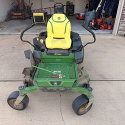 John Deere Zero Turn
