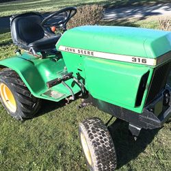 John Deere 316 Tractor 