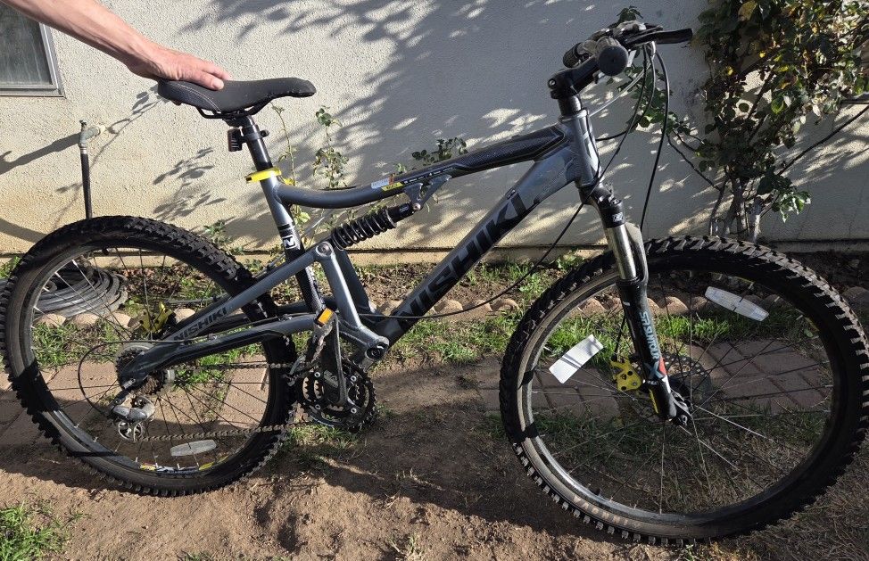 Nishiki Wasatch Adult Men's Mountain Bike